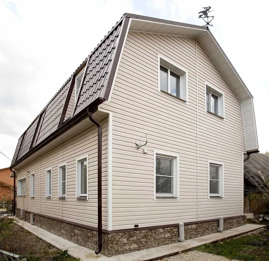 Слайд #1 | Тройник трубы Grand Line,90 мм RAL 8017 шоколад
