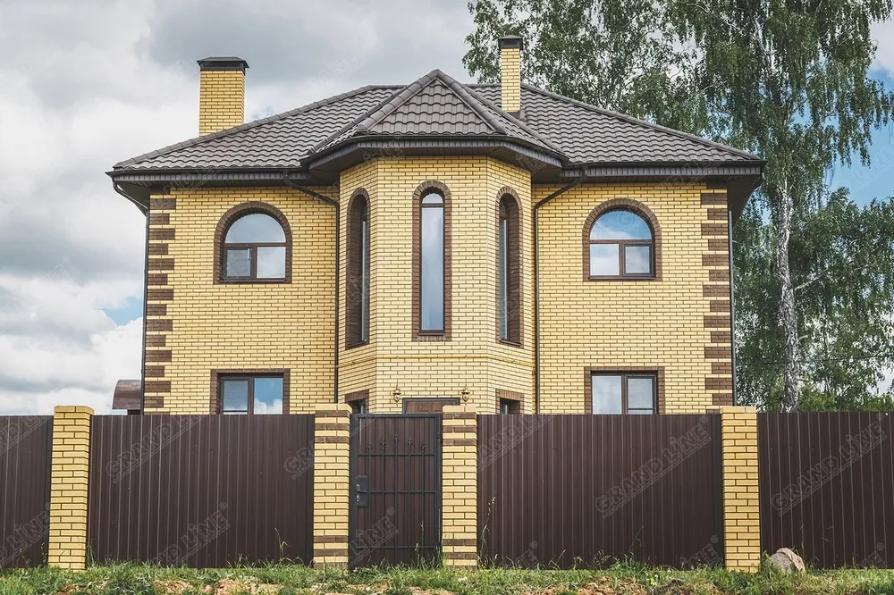 Слайд #6 | Тройник трубы Grand Line,100 мм RAL 8017 шоколад